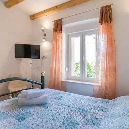 Сasa de vacaciones Five Bedroom Holiday In